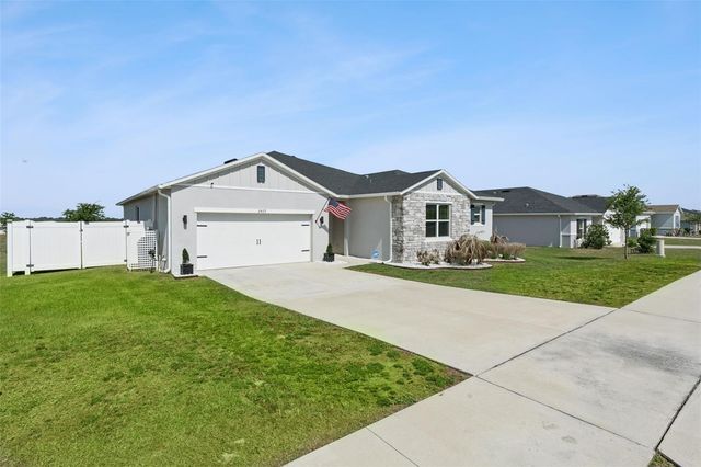 2429 BEGONIA STREET, Mascotte, FL 34753
