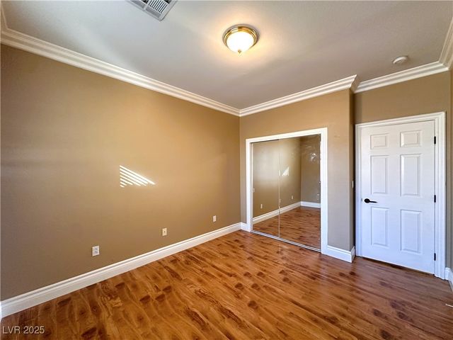 271 Tayman Park Avenue, Las Vegas, NV 89148