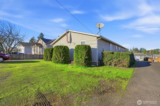 1003 Lord Street, Kelso, WA 98626
