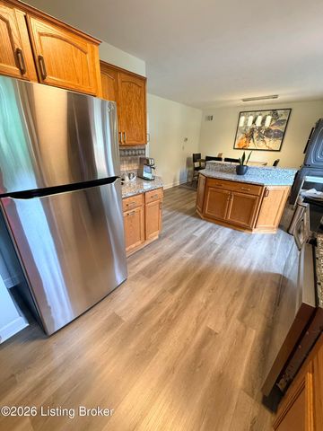 8702 Terry Rd, Louisville, KY 40258