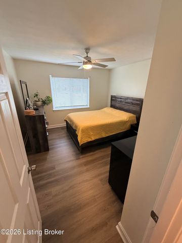 8702 Terry Rd, Louisville, KY 40258