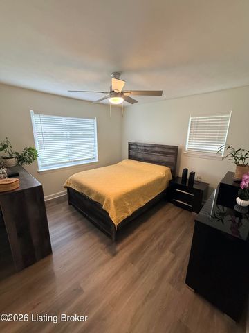 8702 Terry Rd, Louisville, KY 40258