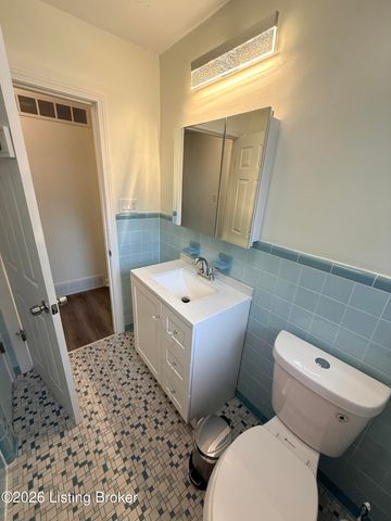8702 Terry Rd, Louisville, KY 40258