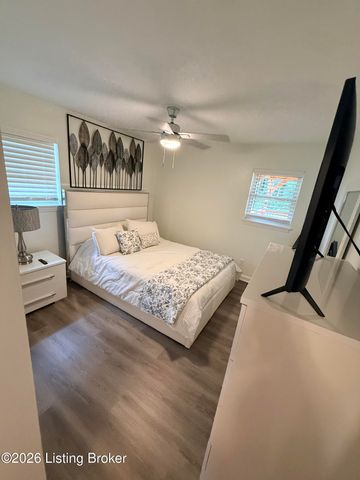 8702 Terry Rd, Louisville, KY 40258