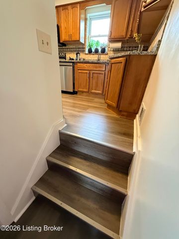 8702 Terry Rd, Louisville, KY 40258