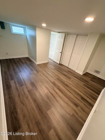 8702 Terry Rd, Louisville, KY 40258