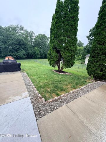 8702 Terry Rd, Louisville, KY 40258