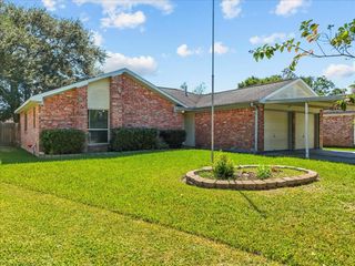 2919 Marlin Court, League City, TX 77573