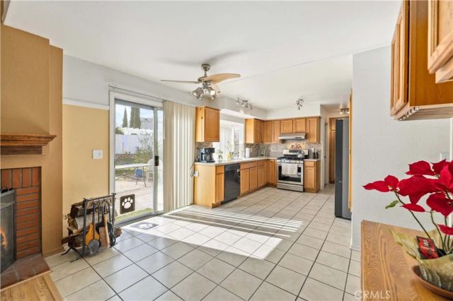 1806 W Avenue P4, Palmdale, CA 93551