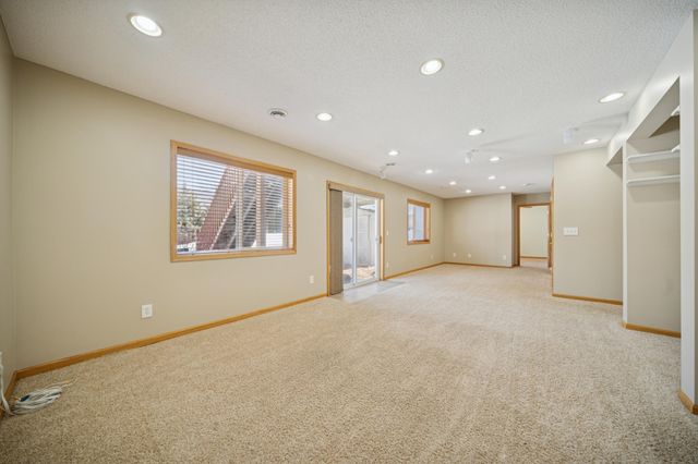 14381 Bluebird Trail NE, Prior Lake, MN 55372