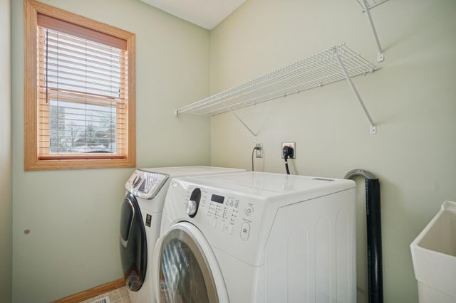 14381 Bluebird Trail NE, Prior Lake, MN 55372