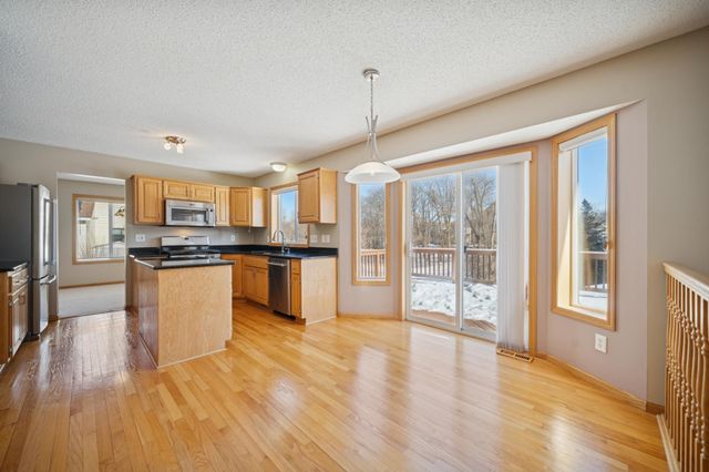 14381 Bluebird Trail NE, Prior Lake, MN 55372