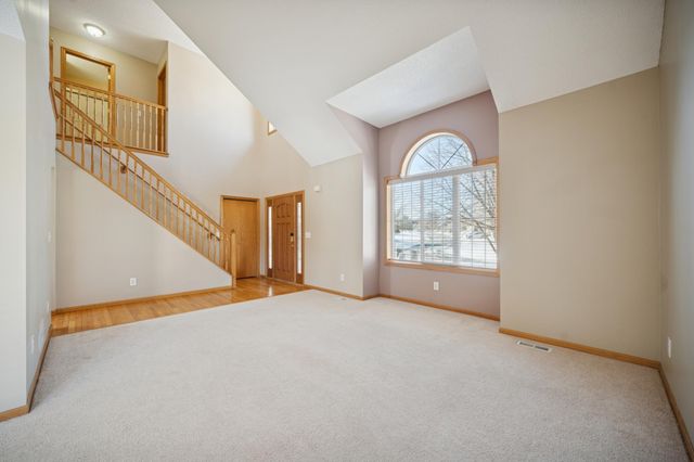 14381 Bluebird Trail NE, Prior Lake, MN 55372