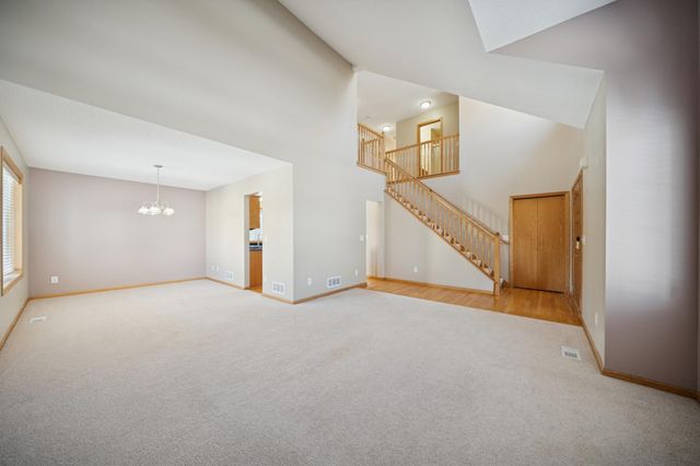 14381 Bluebird Trail NE, Prior Lake, MN 55372