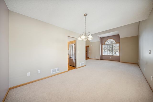 14381 Bluebird Trail NE, Prior Lake, MN 55372