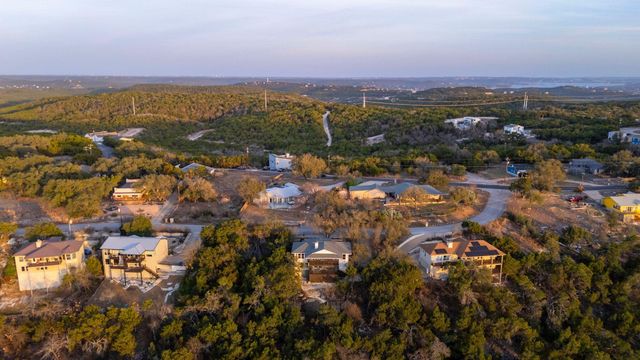 8414 Bronco Buster TRL, Lago Vista, TX 78645