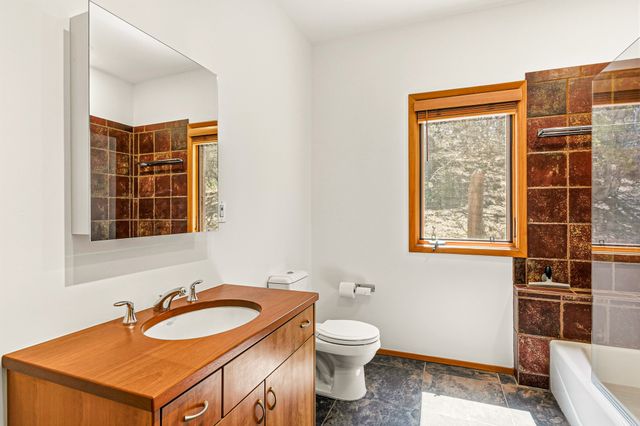 92 Alteza, Santa Fe, NM 87508