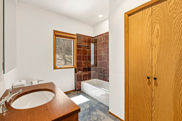 92 Alteza, Santa Fe, NM 87508