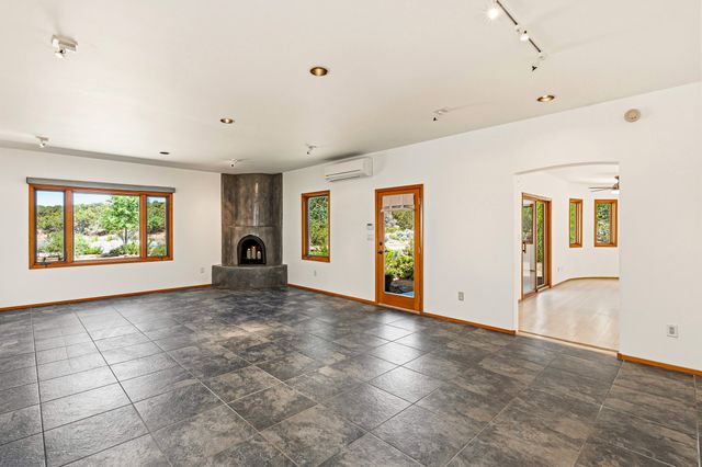 92 Alteza, Santa Fe, NM 87508