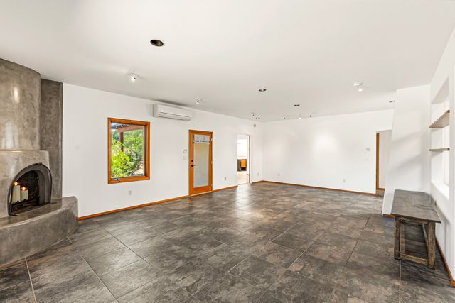 92 Alteza, Santa Fe, NM 87508