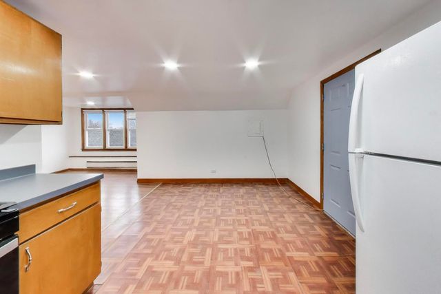 5150 W Carmen Avenue 2, Chicago, IL 60630