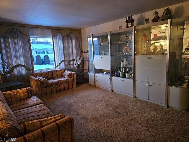 2469 Macarthur Dr, Union Twp., NJ 07083