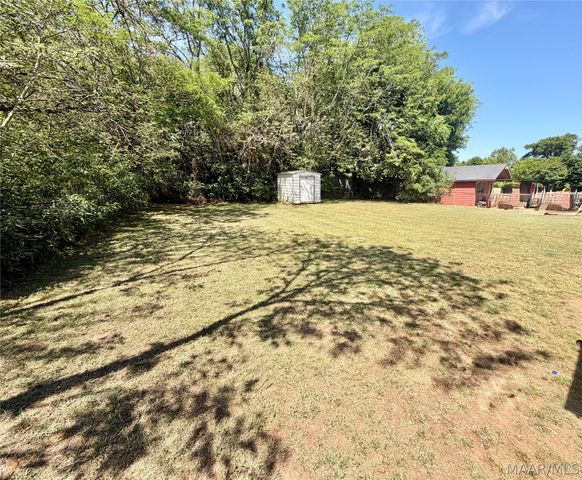 951 Wright Street, Prattville, AL 36066
