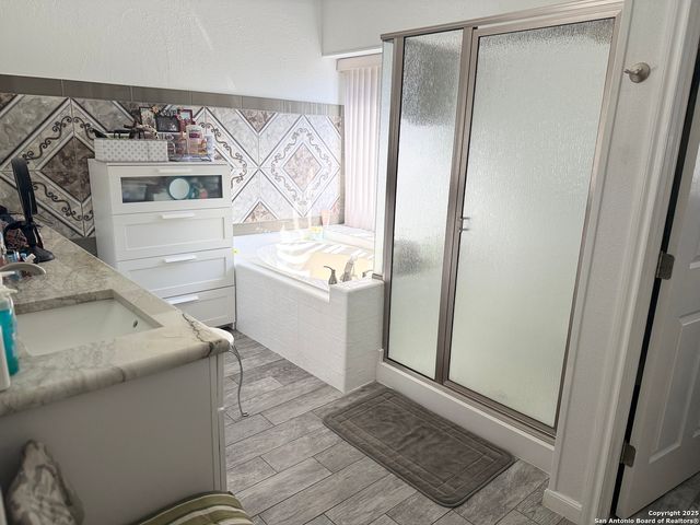 2710 Montebello, San Antonio, TX 78259