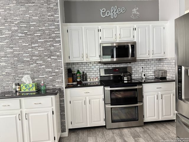 2710 Montebello, San Antonio, TX 78259