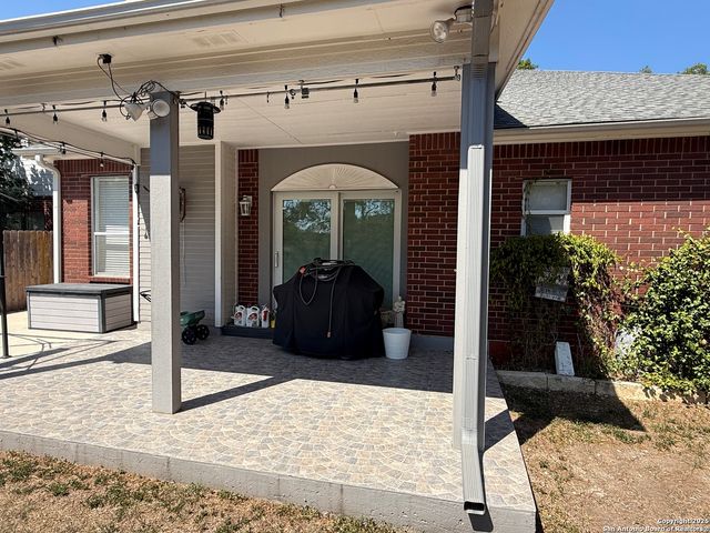 2710 Montebello, San Antonio, TX 78259