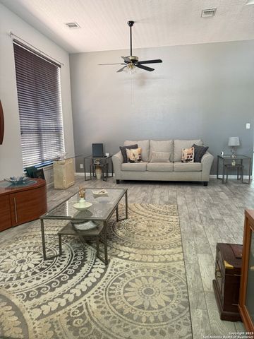 2710 Montebello, San Antonio, TX 78259