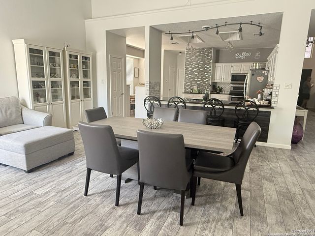 2710 Montebello, San Antonio, TX 78259