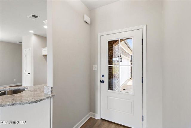 6502 Benjamin Cove, Walls, MS 38680