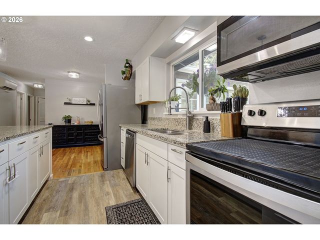 4916 Ne 22ND Ave, Vancouver, WA 98663