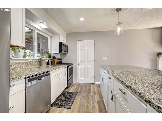 4916 Ne 22ND Ave, Vancouver, WA 98663