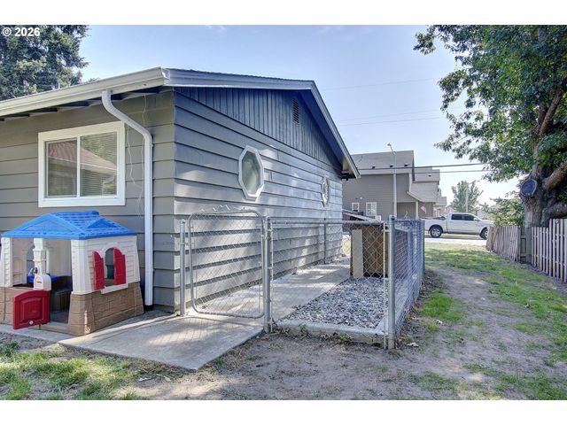 4916 Ne 22ND Ave, Vancouver, WA 98663