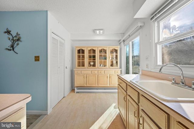 35 S SEAS CT, Barnegat, NJ 08005