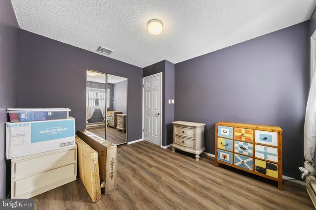 35 S SEAS CT, Barnegat, NJ 08005