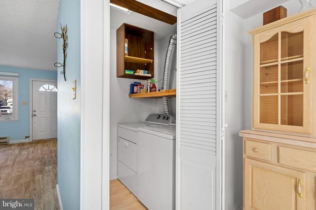 35 S SEAS CT, Barnegat, NJ 08005