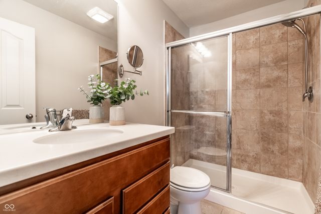 14020 E End Road, Fishers, IN 46037