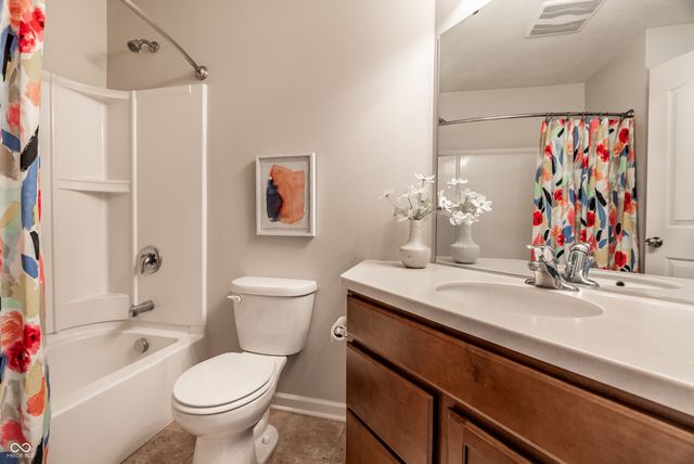 14020 E End Road, Fishers, IN 46037