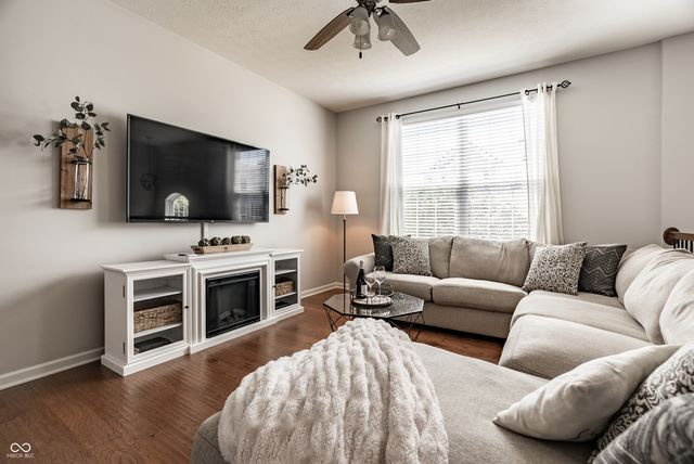14020 E End Road, Fishers, IN 46037