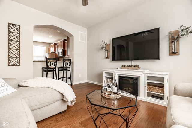 14020 E End Road, Fishers, IN 46037