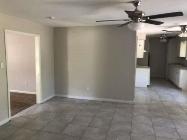 406 Wisteria Street, Richwood, TX 77531