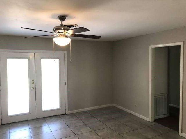 406 Wisteria Street, Richwood, TX 77531