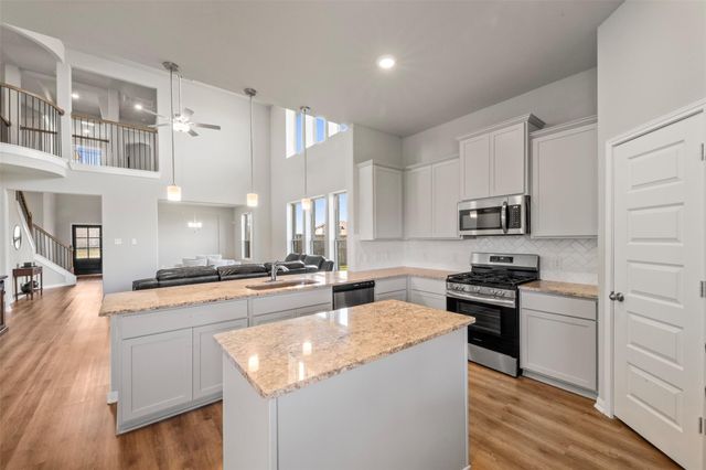 210 Valley Ranch Trail, Dayton, TX 77535