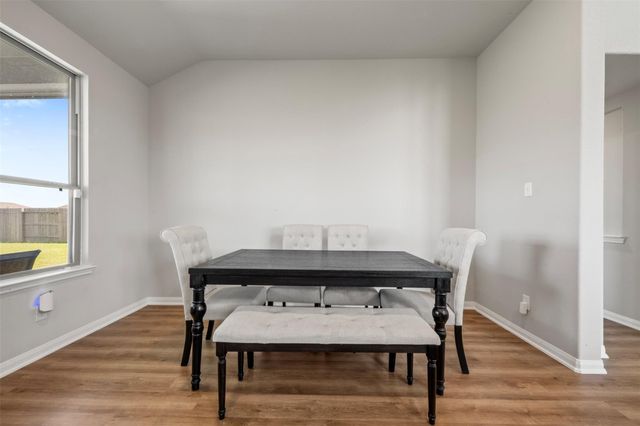 210 Valley Ranch Trail, Dayton, TX 77535