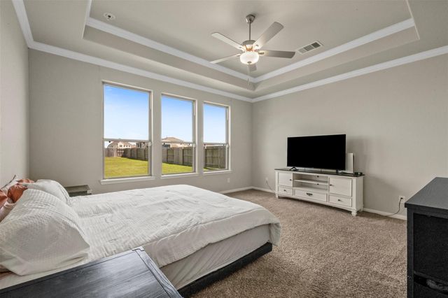 210 Valley Ranch Trail, Dayton, TX 77535