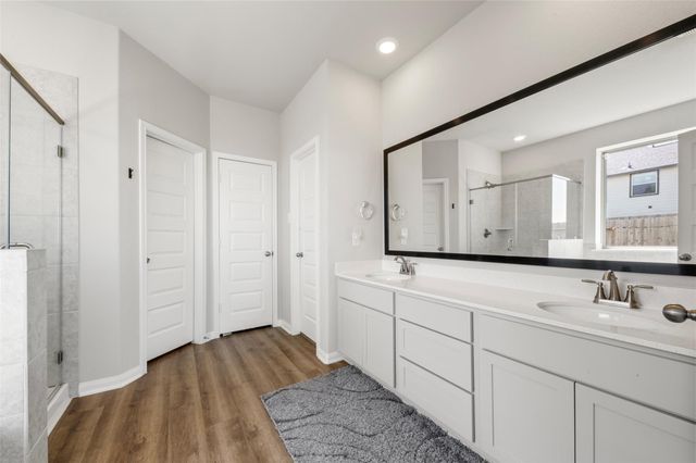 210 Valley Ranch Trail, Dayton, TX 77535