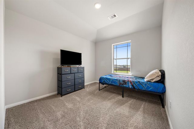 210 Valley Ranch Trail, Dayton, TX 77535